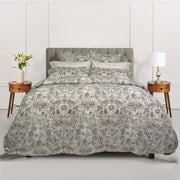 Selva duvet cover and sheet set in 100% long-staple cotton with elegant embroidered detail